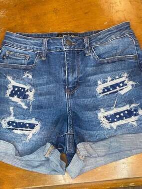 Judy Blue Patriotic Star Patch Distressed Denim Shorts